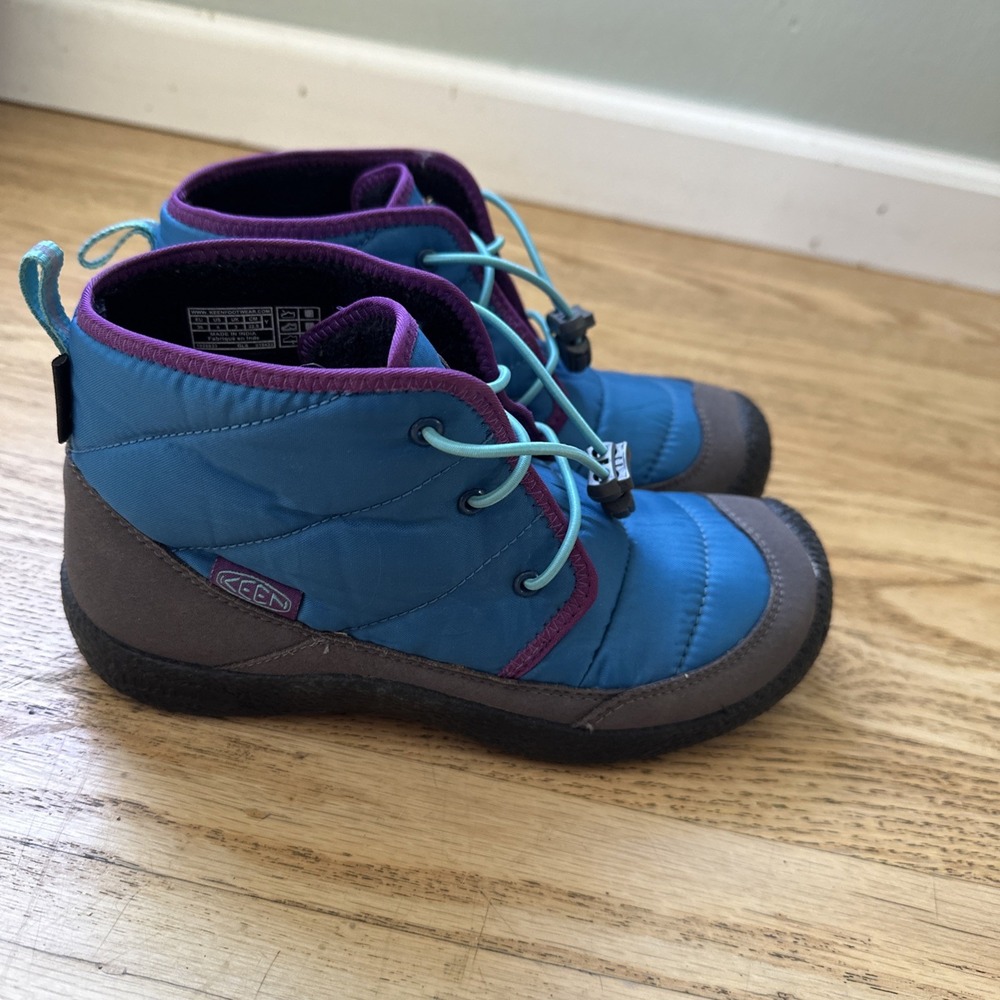 KEEN Little Kid Howser 2 Quilted Waterproof Chukka Blue Boot Sz Girls 4 Quilted
